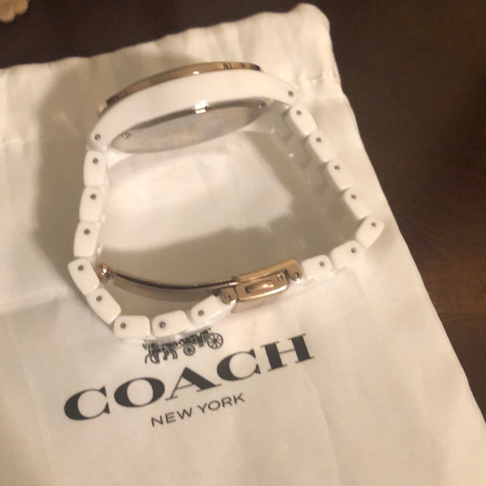 Coach watch - Picture 2 of 3